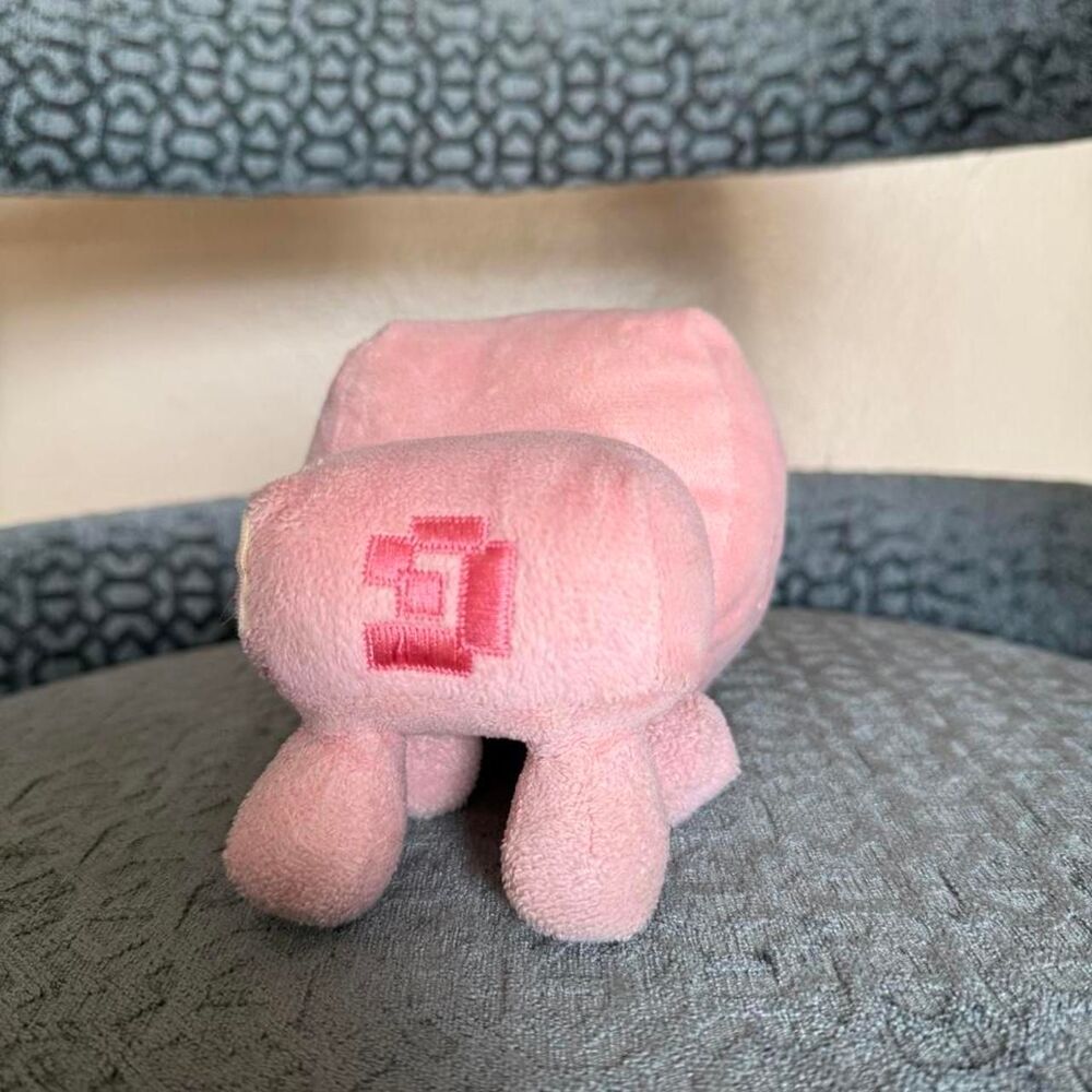 Minecraft Pink Stuffed-animals - Picture 3 of 3